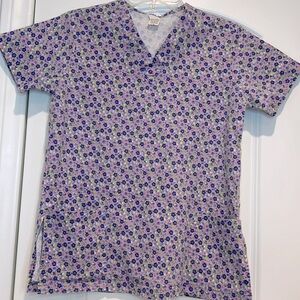 Beautiful Floral Scrub Uniform Top in Size Small